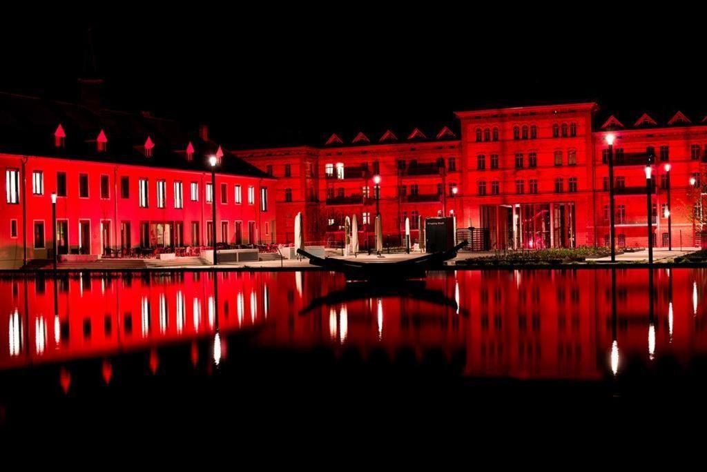 Loft In Bester Lage ランダウ・イン・デア・プファルツ エクステリア 写真