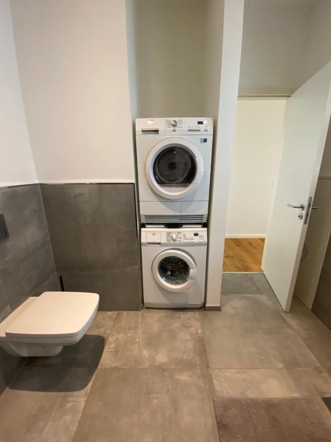 Loft In Bester Lage ランダウ・イン・デア・プファルツ エクステリア 写真